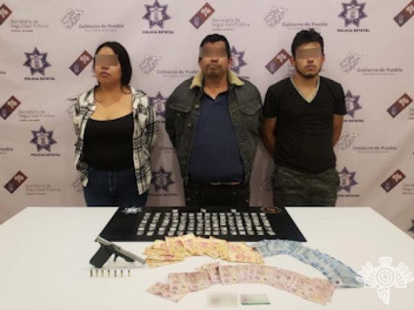 Caen tres narcomenudistas de Tehuacán que operaban en cocinas económicas