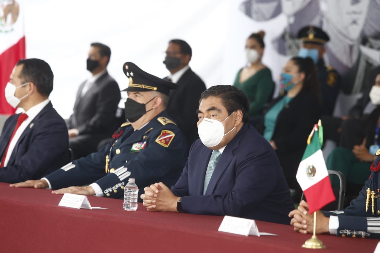 Barbosa encabeza ceremonia del Aniversario de la Defensa del Castillo de Chapultepec