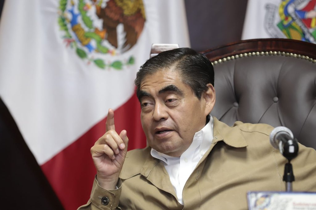 Gobierno de Puebla impulsa ruta jurídica en Coyomeapan: Barbosa