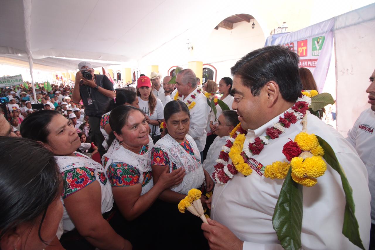 El ex priista Ardelio Vargas organiza a Barbosa cierre en Xicotepec