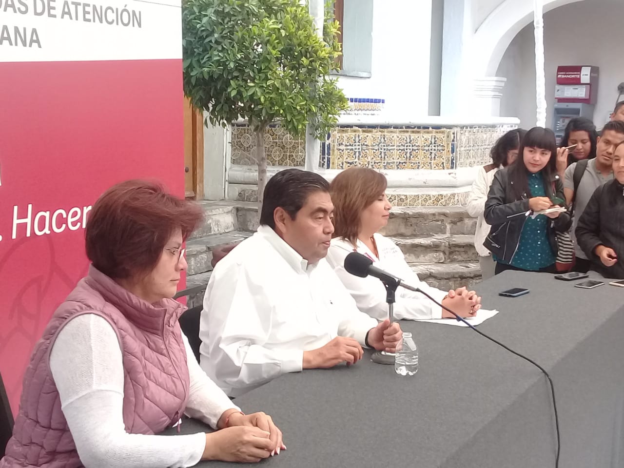 Barbosa anuncia área especializada para revertir pobreza