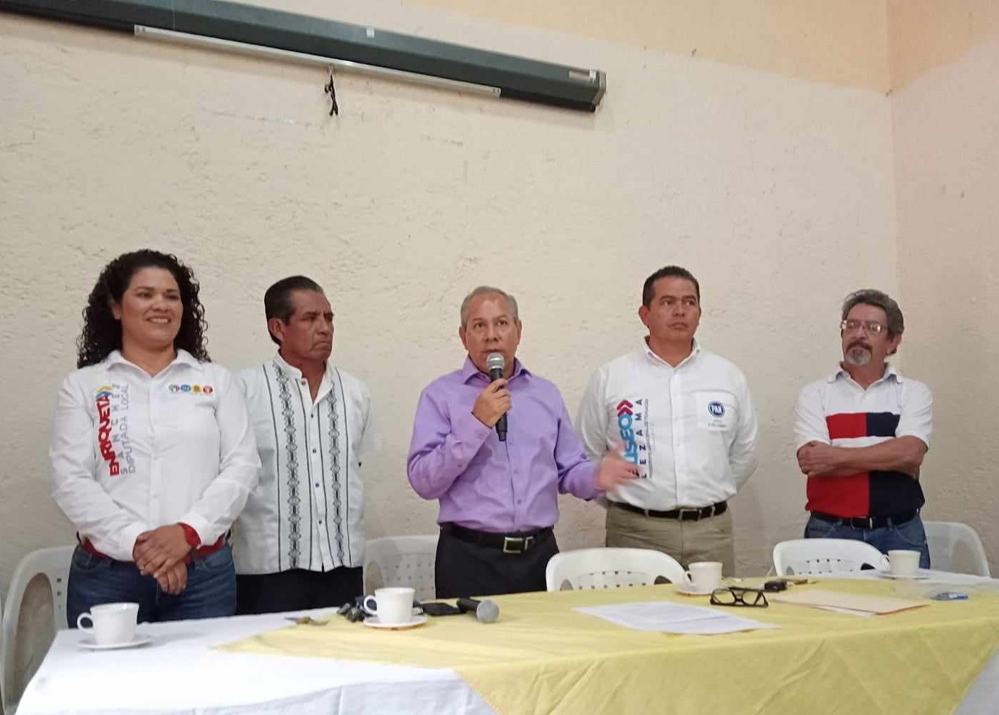 Bases de Morena en Tehuacán declinan a favor del PAN