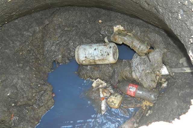 Alta cantidad de basura amenaza la red sanitaria y pluvial en Tehuacán