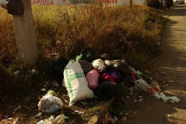 Acumulación de basura en Cholula, por descanso a empleados