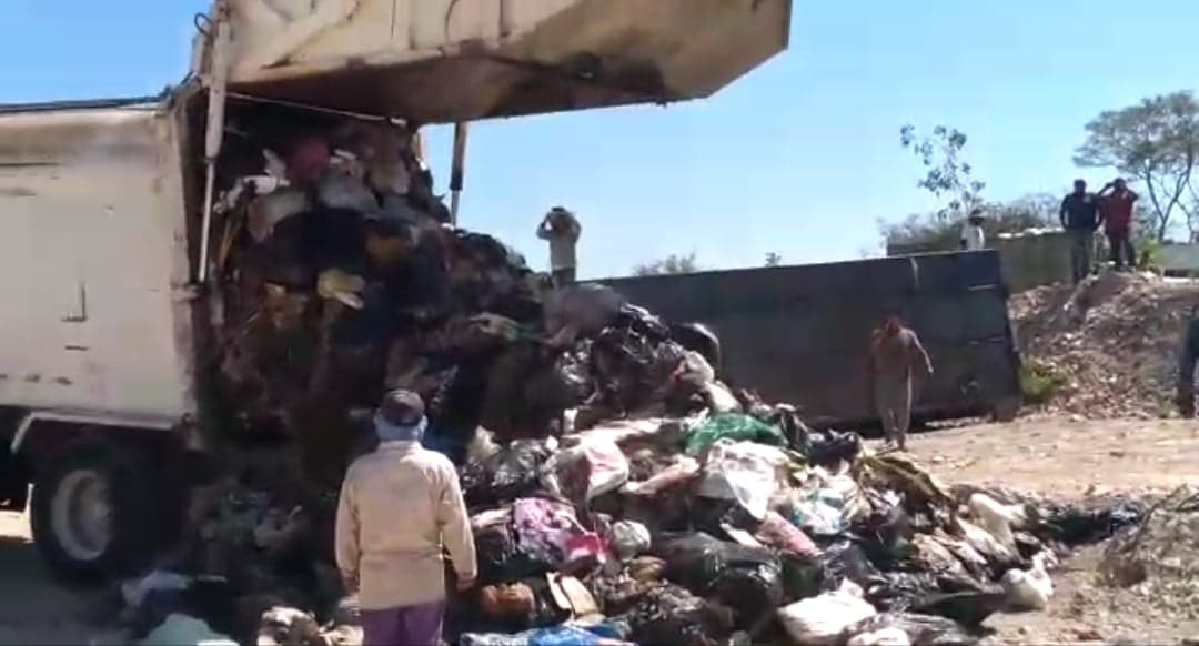 Detectan habitantes de Coapan que están tirando basura en zona de canteras 