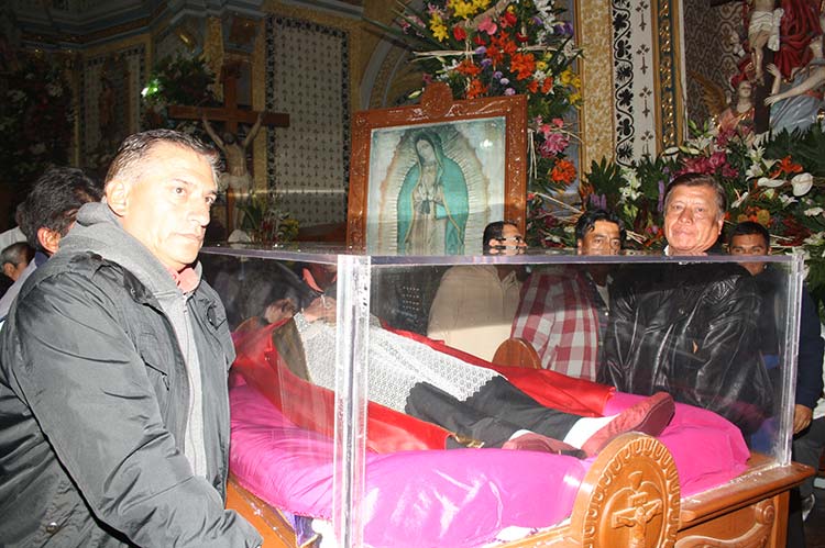 Texmelucan recibe reliquias del Beato Juan de Palafox y Mendoza