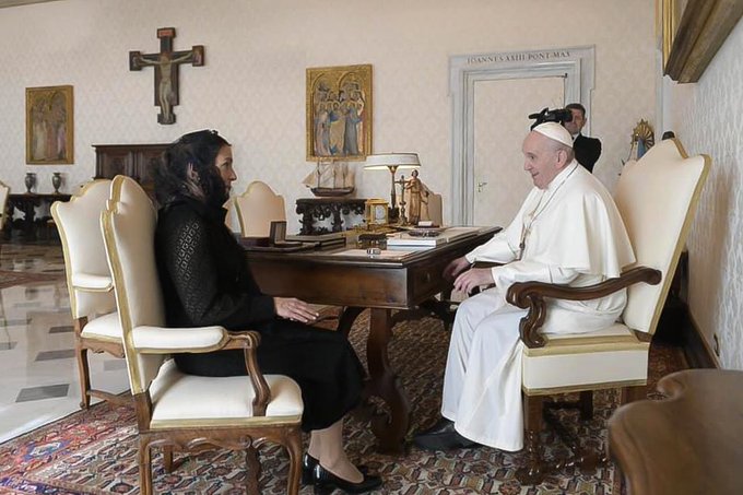 Beatriz Gutiérrez Müller en el Vaticano