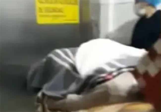 VIDEO Enfermera deja caer a bebé por contestar su celular