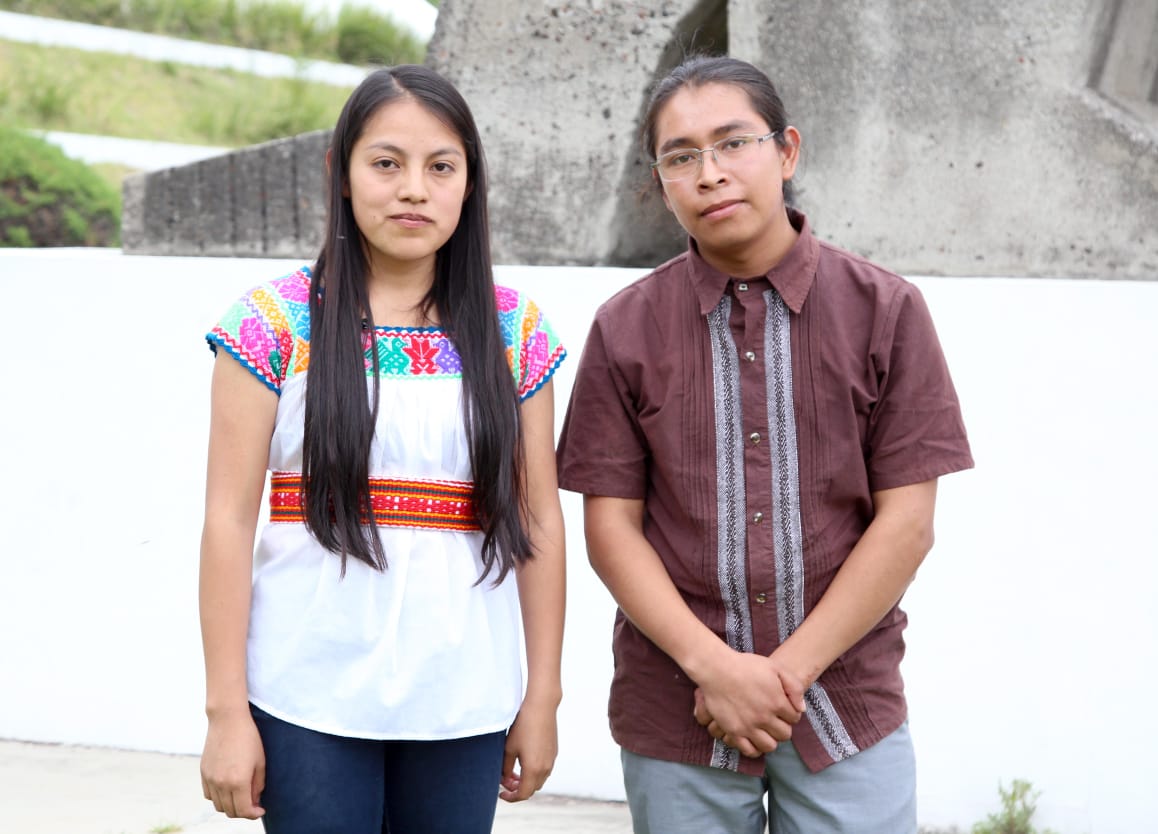 Poblanos ganan becas para estudiar en Stanford