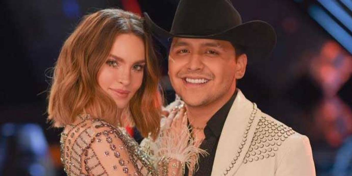 VIDEO Belinda y Nodal se tatúan su amor en la piel