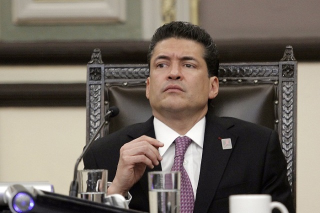 Es oficial, Congreso aprueba renuncia de Cruz Bermúdez al TSJ
