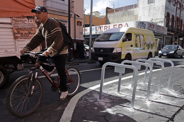 Ciclistas contarán con 6 estaciones en centro de Puebla