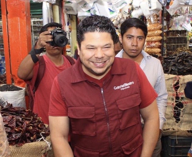 Rivera Vivanco pone pretextos para cumplir acuerdos con Barbosa: Biestro