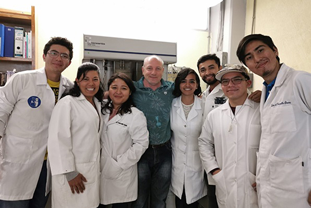 Desarrollan investigadores BUAP biofertilizante que facilita crecimiento de plantas