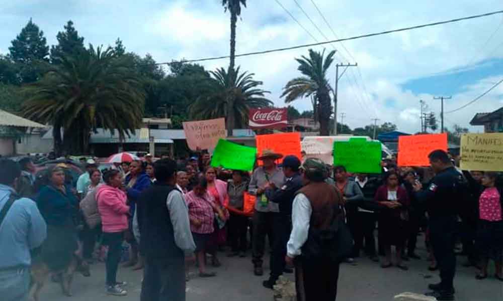 Inconforma aumento de 2.50 pesos a transporte en Zacatlán