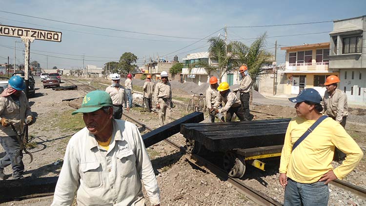 Acusa Ferrosur a vecinos de Texmelucan de bloqueos férreos