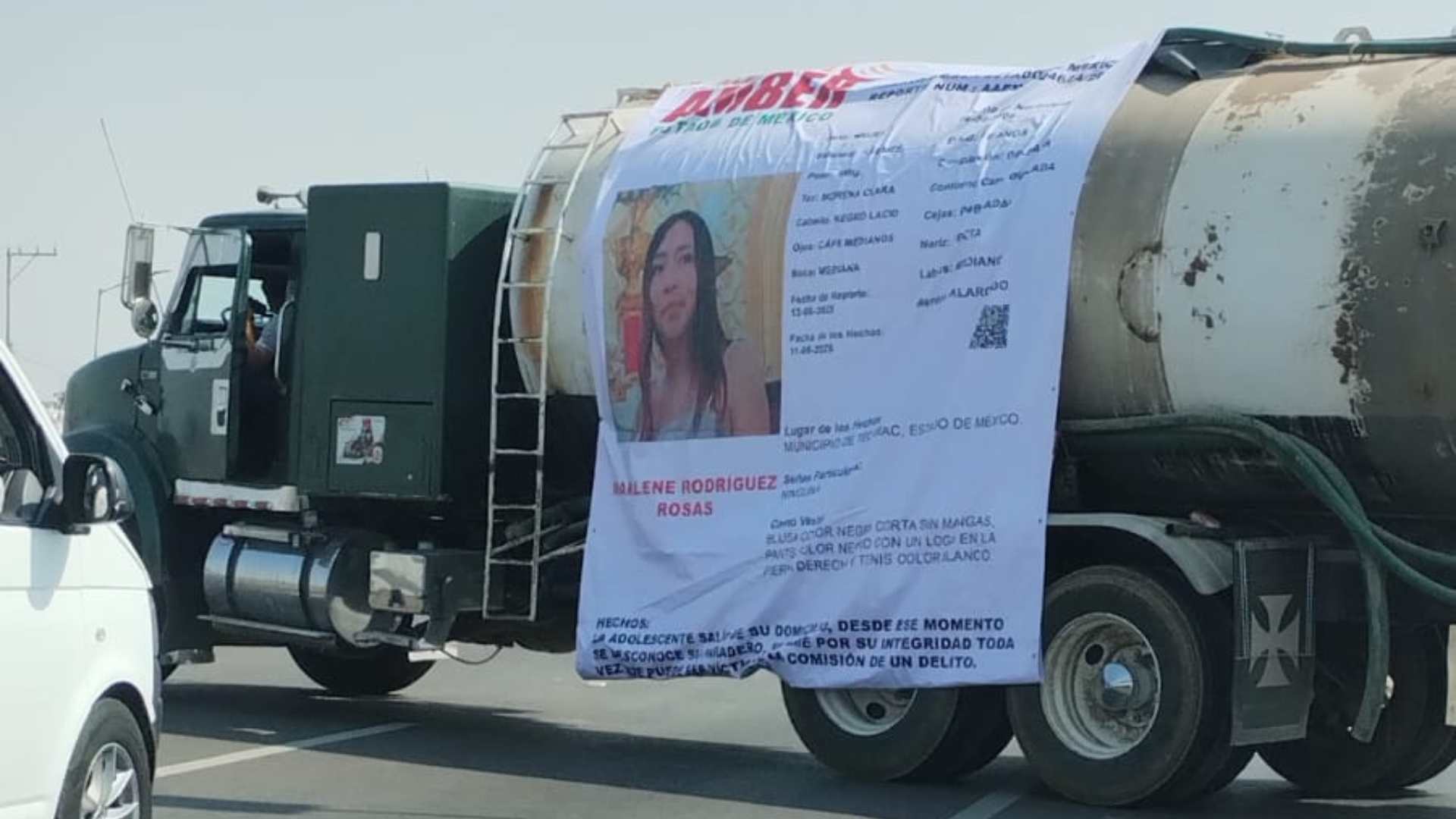 Es bloqueada la carretera al AIFA sobre el bulevar Ojo de Agua