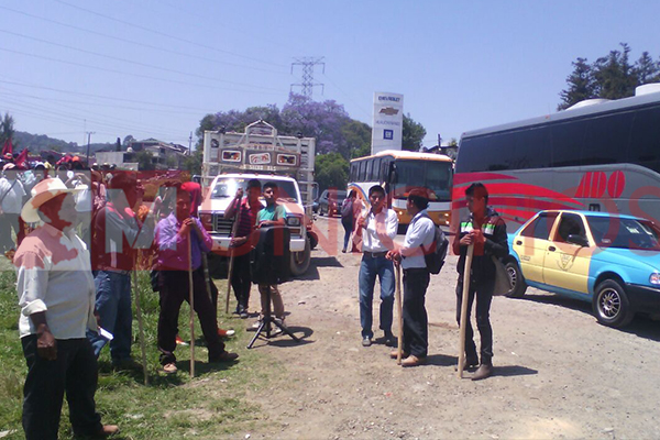 Bloquean la México-Tuxpan en rechazo a gasoducto de TransCanada
