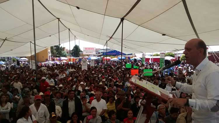 Reafirma EPN trabajo y apoyo para las familias de Puebla
