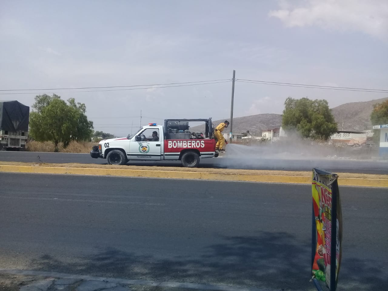 Fuerte olor a gas LP moviliza a cuerpos de emergencia en Tecamahcalco