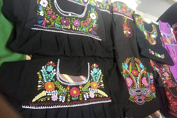 Con Ruta Textil, buscan impulsar bordados de San Gabriel Chilac