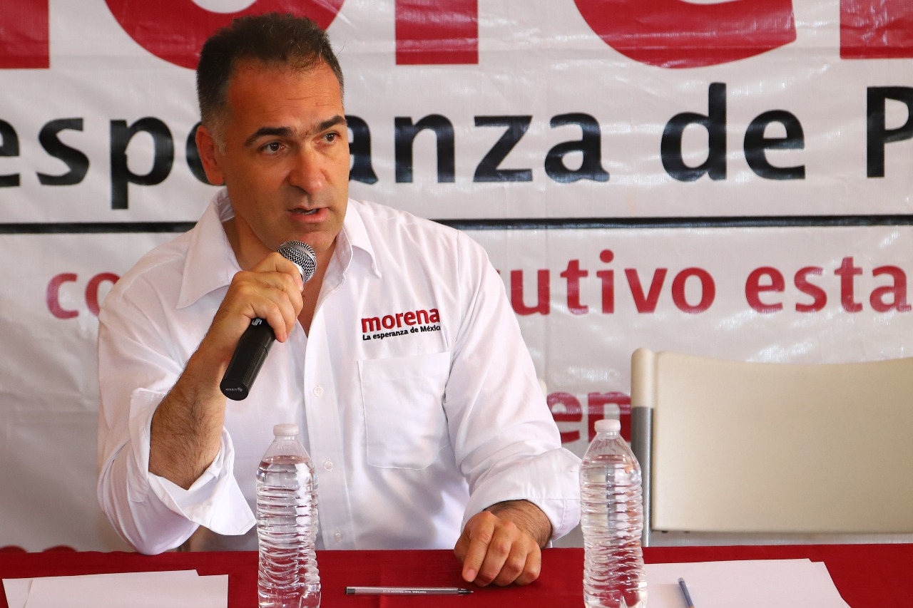 Morena alista ejército electoral para proteger votos de Barbosa