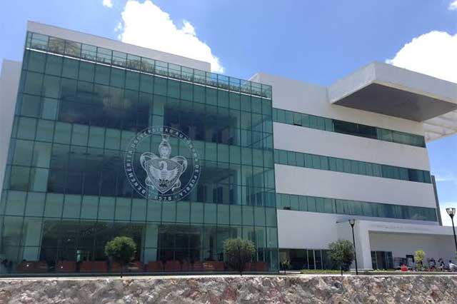 BUAP reactiva matrículas de 6 mil 200 exalumnos para que concluyan sus estudios