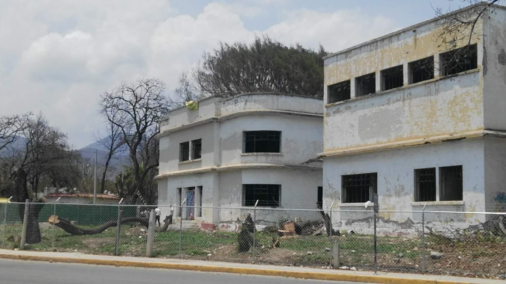 Dueños van contra expropiación de bungalows y spa en Tehuacán