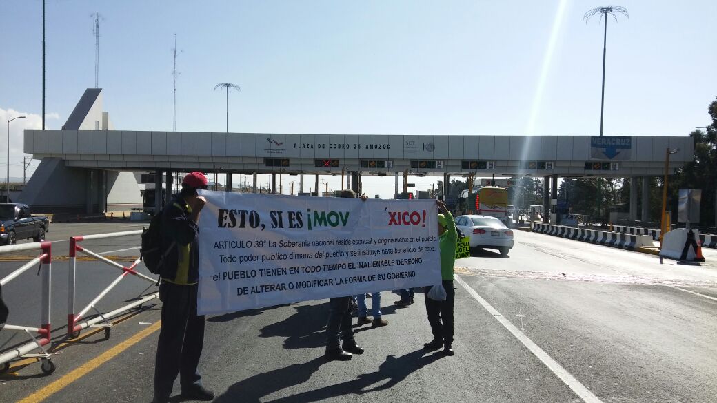 Protestan contra gasolinazo y dejan paso libre en caseta de Amozoc