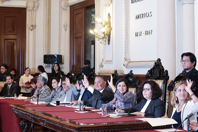 En mayo ayuntamiento de Puebla efectuó 22 licitaciones y solo una fue pública