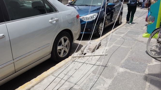 Inicia retiro de cableado eléctrico aéreo en el primer cuadro de Tecamachalco