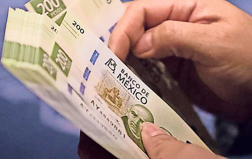 Cada poblano debe 379 pesos menos que en 2018; el saldo total, arriba de 5 mmdp