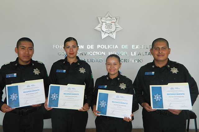 Se gradúan cadetes policíacos en Cuautlancingo
