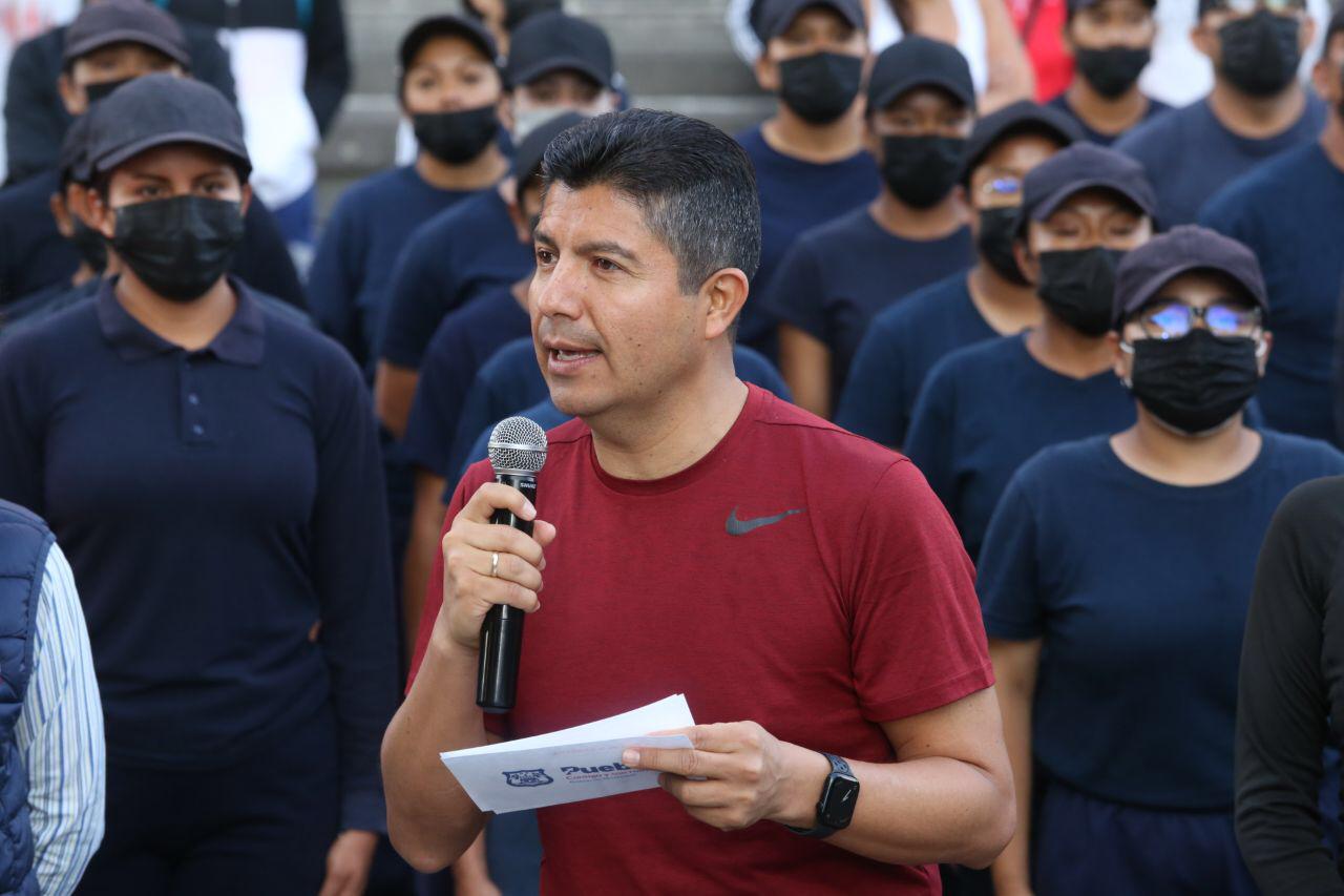 Eduardo Rivera encabeza Tercera carrera recreativa con cadetes