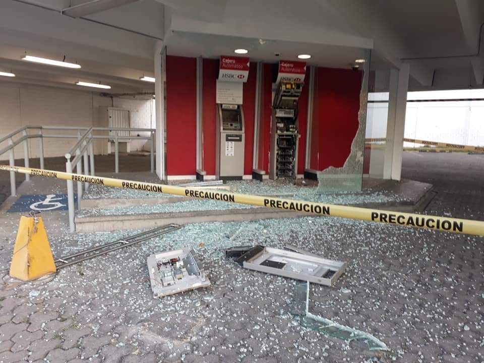 Intentan saquear cajero de la 25 poniente, en la capital poblana