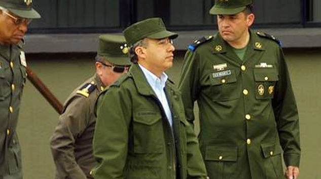 Aguilar Camín admite que Calderón dio permiso a la muerte