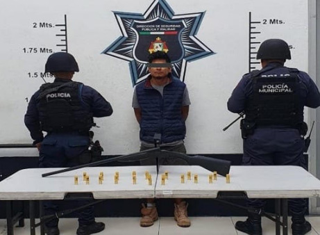 Atrapan a atlixquense con arma de fuego de alto calibre