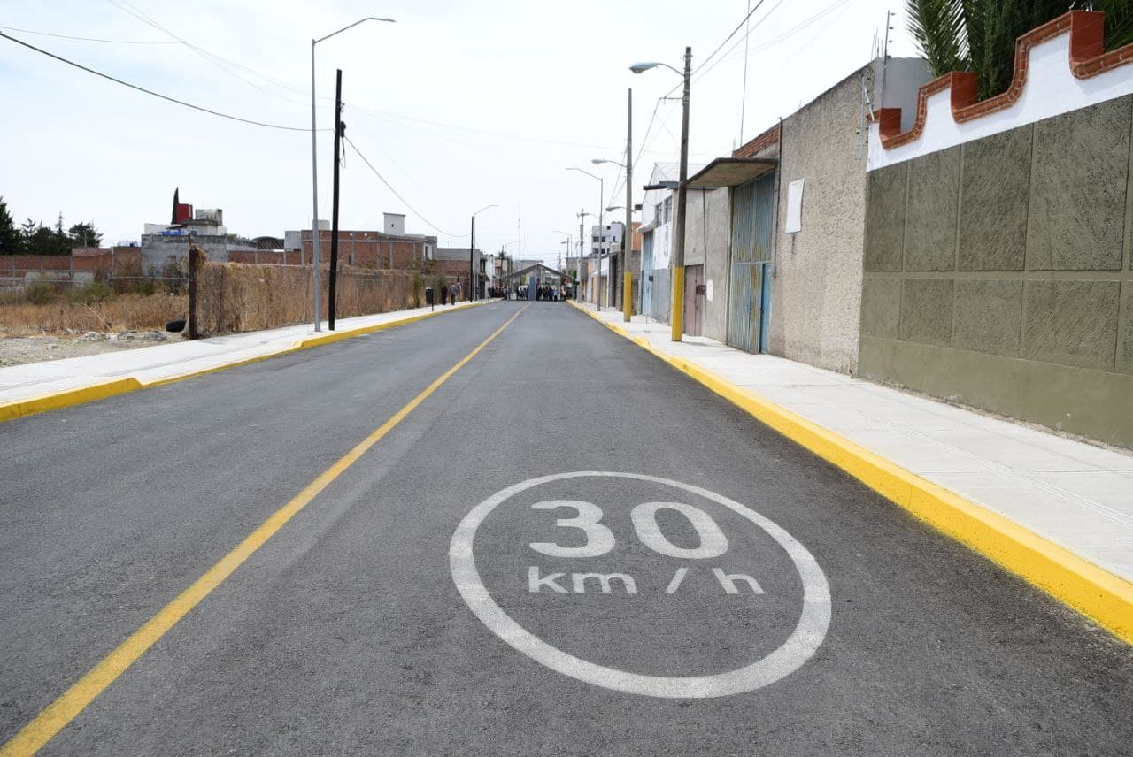 Ayuntamiento de Puebla rehabilita vialidad en Central de Abasto 