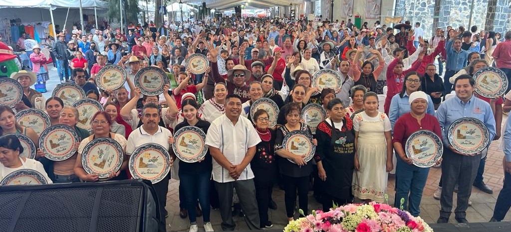 Fue un éxito total la 20va Feria del Chile en Nogada en Calpan