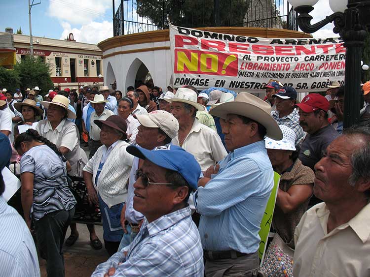 Opositores al Arco Poniente denuncian acoso del Banco Estatal de Tierra