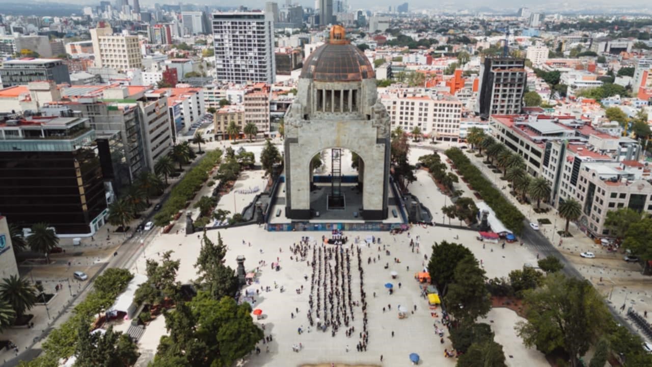 Caminan por la libertad en la Ciudad de México