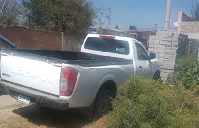 Policías recuperan camioneta robada con agroquímicos en Tecamachalco