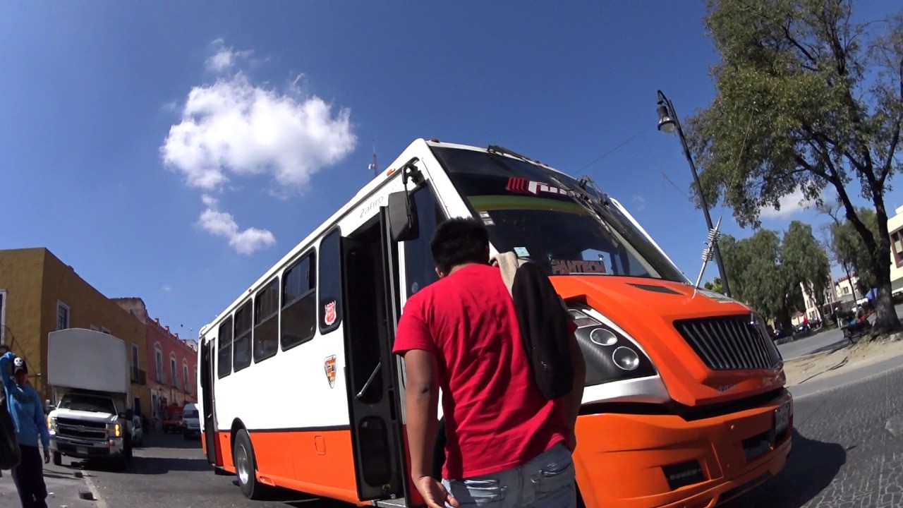 Asaltan 4 unidades del transporte en Puebla