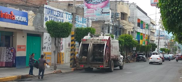 Ooselite recurre a otros sitios como Ciudad Modelo para tirar la basura 