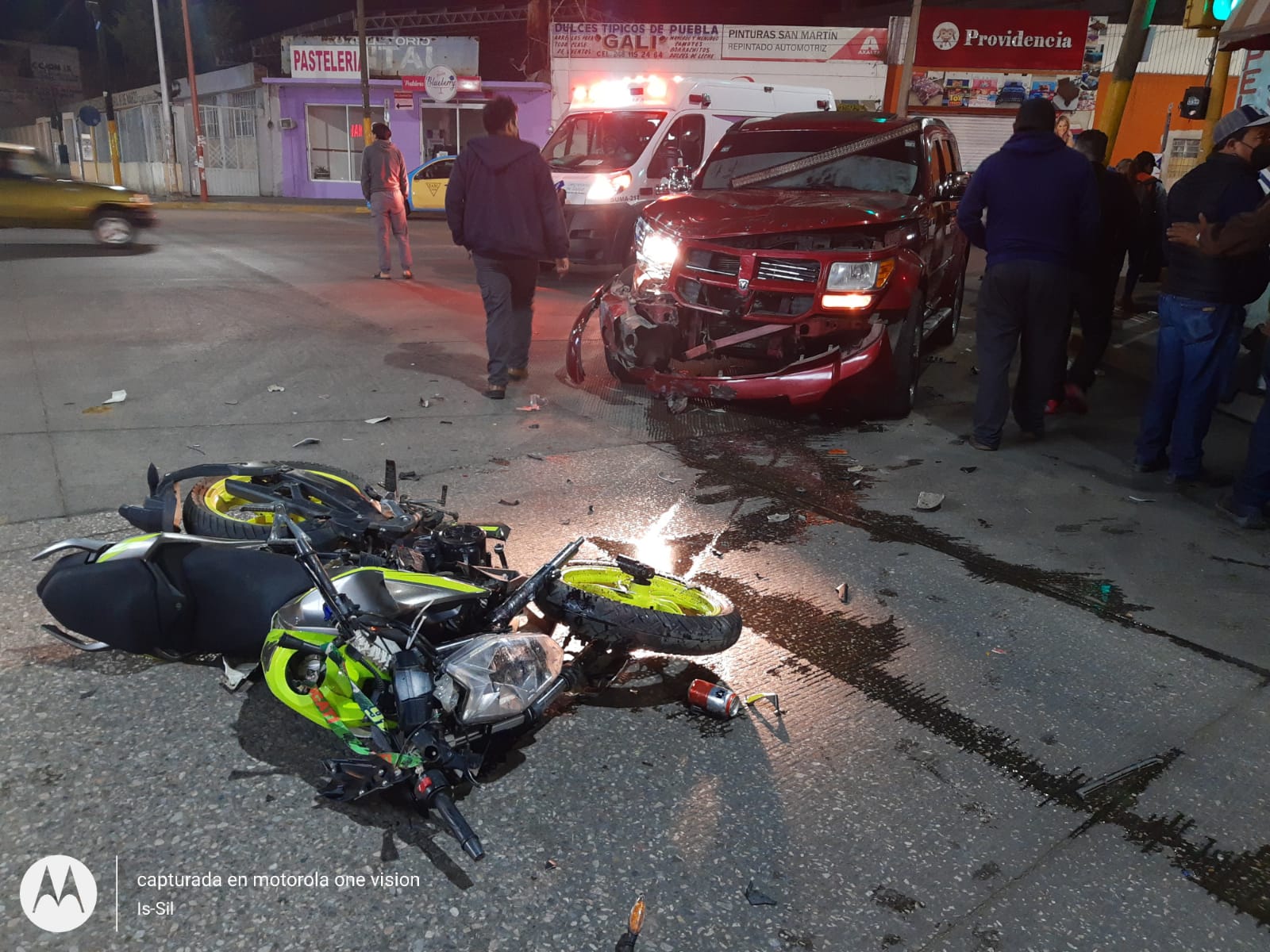 Fallece motociclista tras ser embestidos por camioneta en Texmelucan
