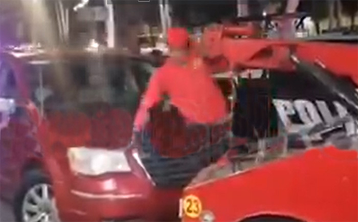 Caen ladrones de autopartes tras persecución en Puebla