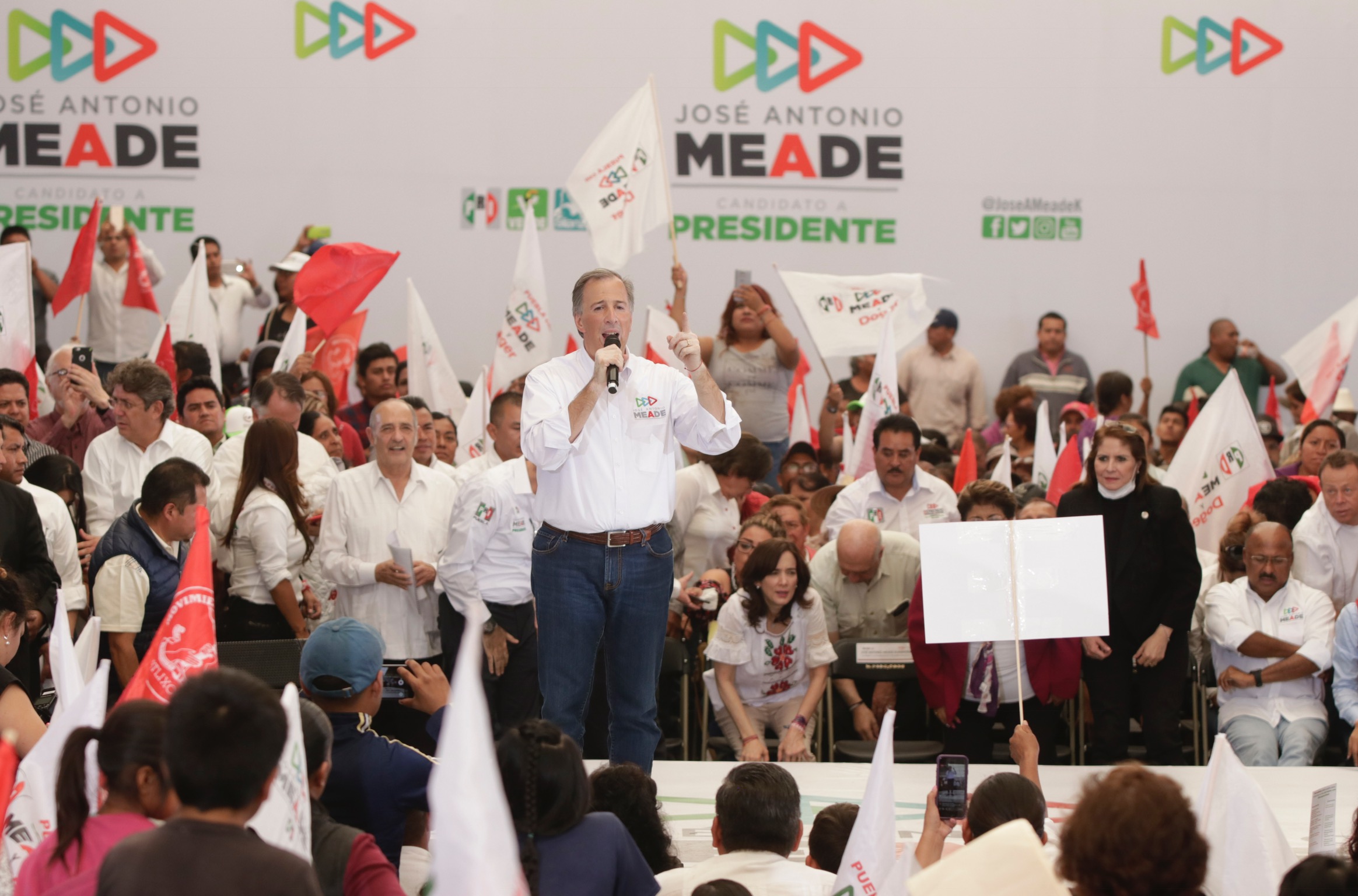 Evitar reelección disfrazada en Puebla, pide Meade en Atlixco