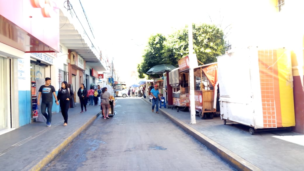 Ambulantes tachan de protagonista a la Canaco