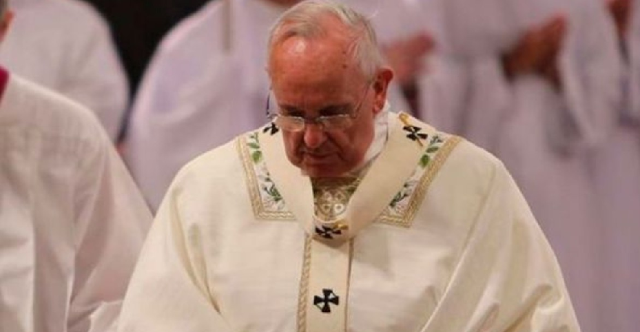 Papa Francisco pide a la Iglesia reconocer errores y pedir perdón por los abusos