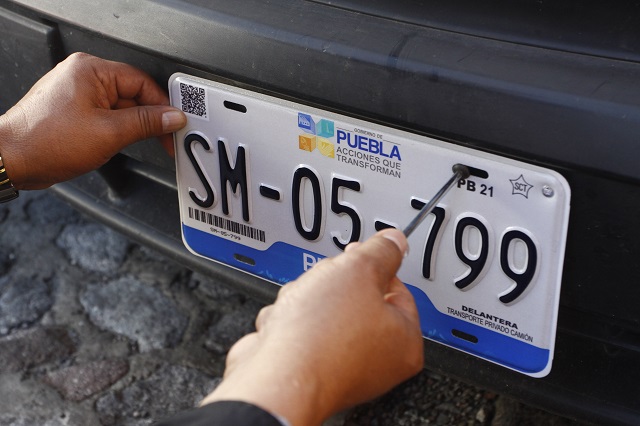 Pronto arrancará cobro de control vehicular y reemplacamiento: Barbosa